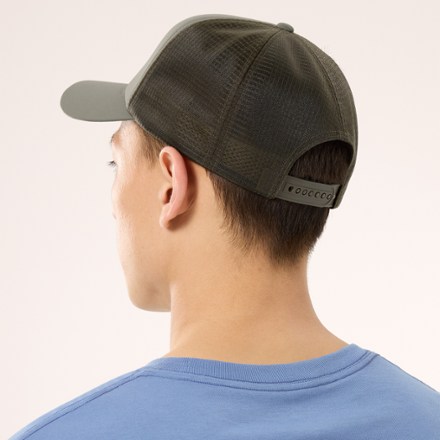 Bird Curved Trucker Hat