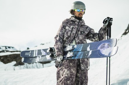 ARV 100 Skis - 2024/2025