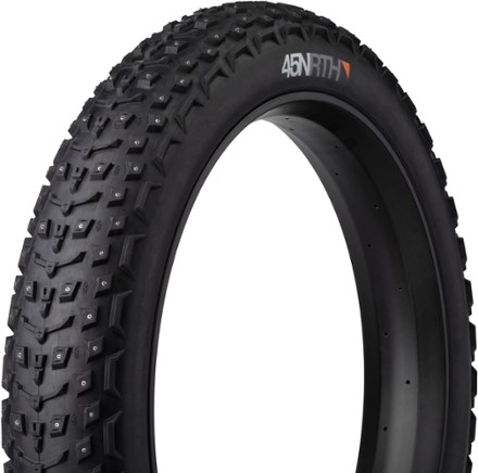 Dillinger 5 Studded Tire