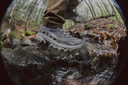 Moab Speed 2 Mid GTX Hiking Boots - Men's