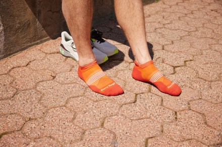 Run No-Show Tab Ultra-Lightweight Running Socks - Men's