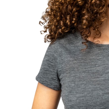 160 Ultralight Alpaca Wool Crew Neck Base Layer T-Shirt - Women's