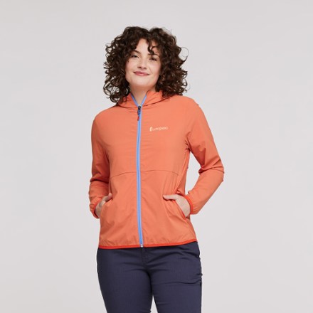Vuelta Performance Windbreaker - Women's