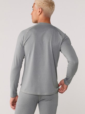 Lightweight Base Layer Long-Sleeve Crew Top - Men's