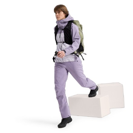 Beta Pants - Women's