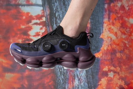 SpeedARC Surge BOA Hiking Shoes - Women's