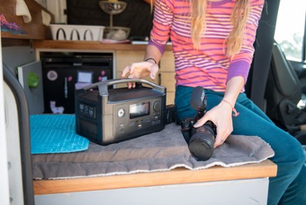 RIVER Portable Power Station