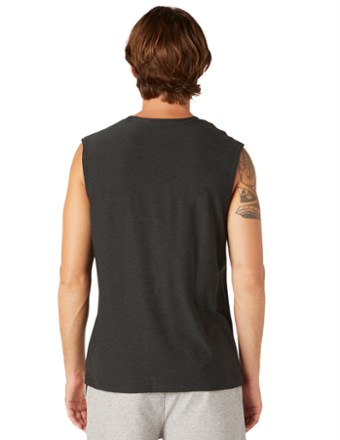 Featherweight Freeflo Muscle Tank Top - Men's