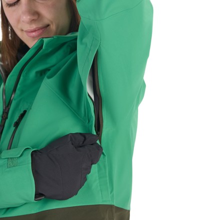 Refuge Pro Jacket - Women's