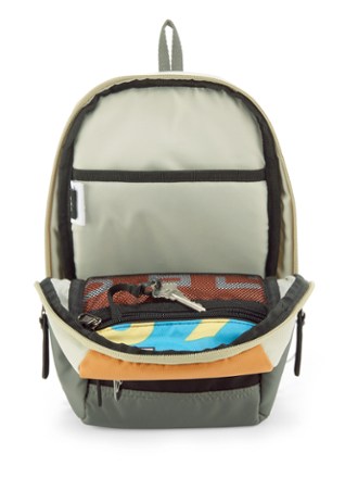 Pike Sling Bag - Women's