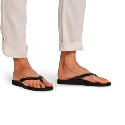 Puawe Flip-Flops - Women's