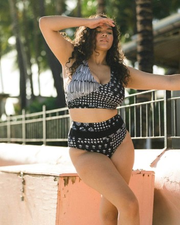 Switch V Crop Swimsuit Top - Women's