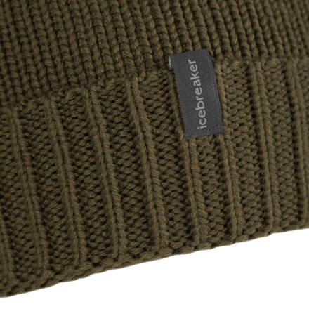 Vela Cuff Beanie
