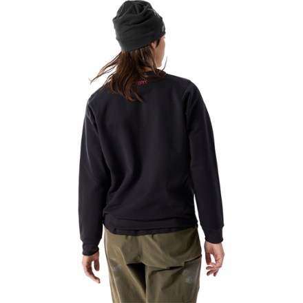 Aestas Crew Pullover - Women's