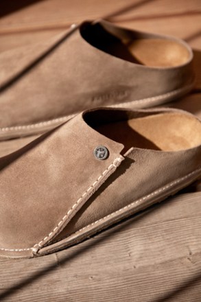 Zermatt Premium Suede Clogs - Men's