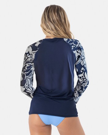 Oceanside Long-Sleeve Raglan Rashguard - Women's