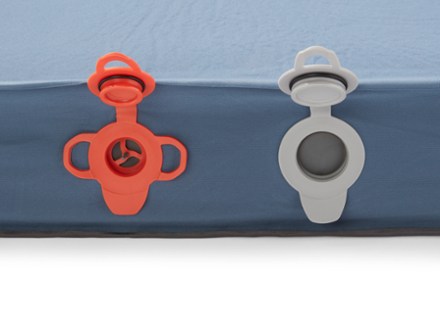 Camp Dreamer Double Self-Inflating Deluxe Bed