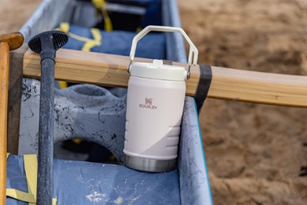 IceFlow Vacuum Water Jug with Flip Straw Lid - 40 fl. oz.