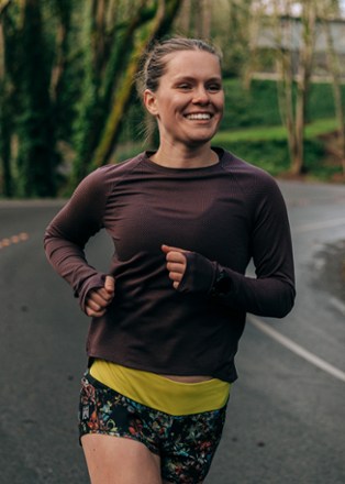 Flyout Long-Sleeve Top - Women's