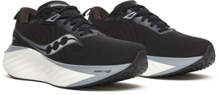 Triumph 22 Road-Running Shoes - Women's