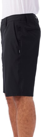 Reserve Solid 21" Hybrid Shorts - Men's