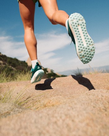 Everywhere Hybrid Road-Running Shoes - Women's
