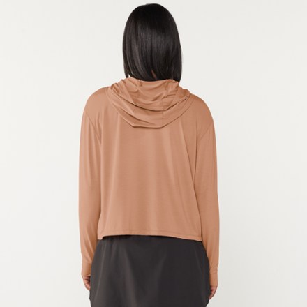 Elevate Lightweight Hoodie - Women's