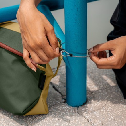 Viso Tote Crossbody Bag - Women's