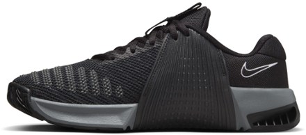 Metcon 9 Cross-Training Shoes - Women's