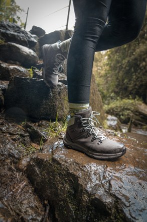 Ontario 2 Mid Waterproof Hiking Boots - Women's