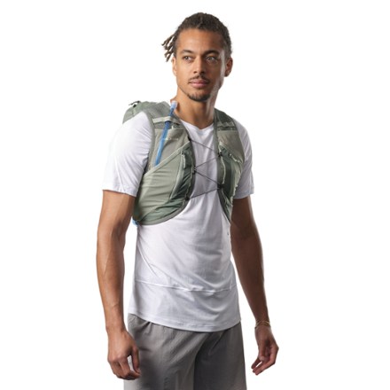 Active Skin 12 Reservoir Running Vest