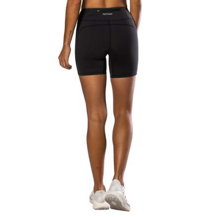 Interval 6" Bike Shorts - Women's