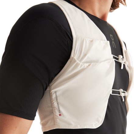 Ultra Vest 5 L Hydration Vest