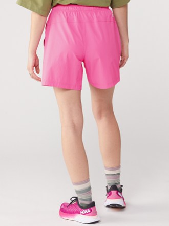 Active Pursuits 6" Shorts