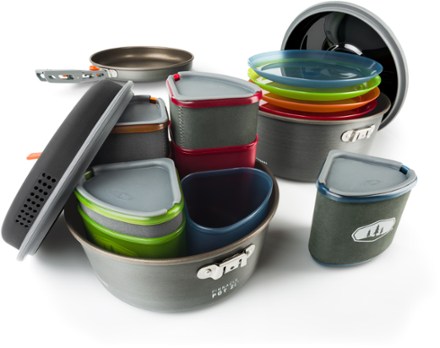 Pinnacle Camper Cookset