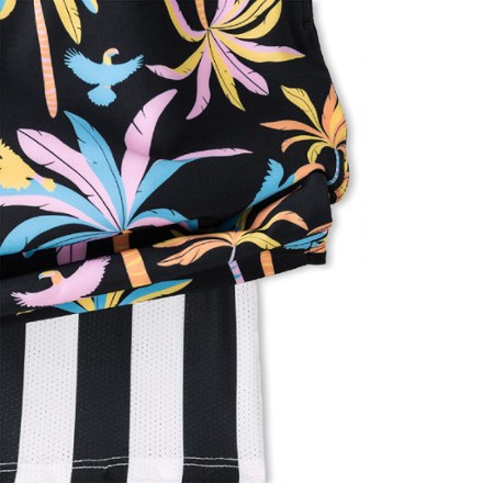 Stretch 7" Lined Swim Trunks - Men's