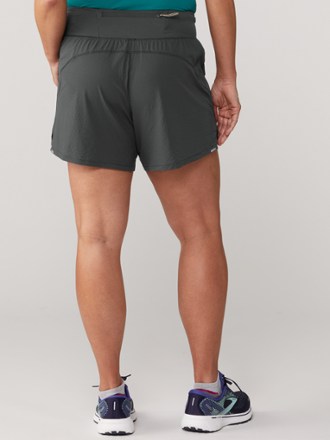 Active Pursuits 4.5" Shorts