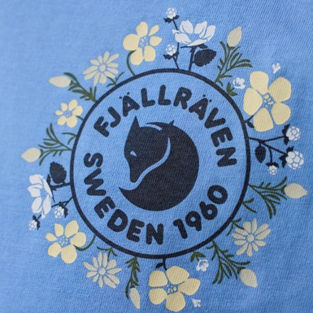 Fjallblomster Logo T-Shirt - Women's