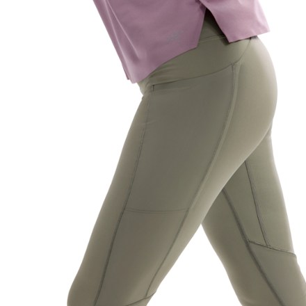 Essent High-Rise Utility 26" Leggings - Women's