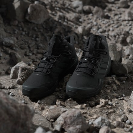 Terrex Skychaser Mid GORE-TEX Hiking Boots - Men's