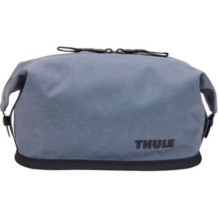 Aion Toiletry Kit
