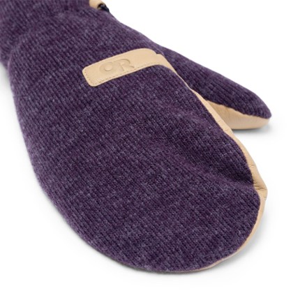 Flurry Solstice Mittens