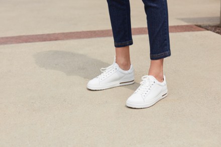 Bend Sneakers - Women's