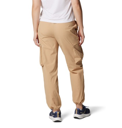 Boundless Trek Cargo Pants - Women's