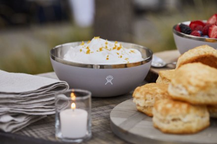 Bowl with Lid - 1 Qt.