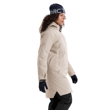 Beta Down Parka - Women's