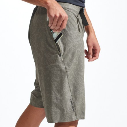 Summit Shell Bike Shorts - Men's