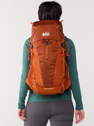 Traverse 35 Pack - Women's