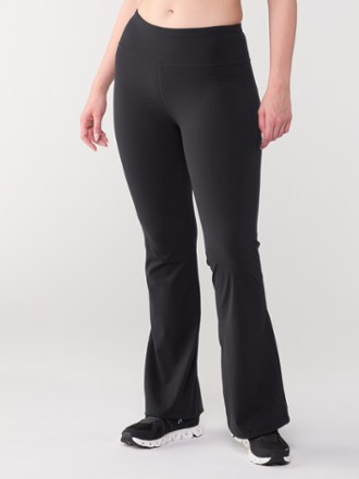 Power 32" Kick Flare Leggings - Women's
