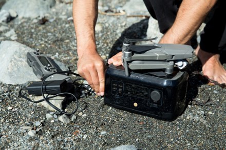 210 Wh RIVER mini Portable Power Station